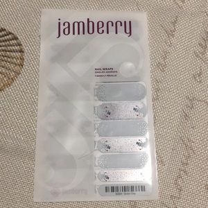 Jamberry nail wraps in Snow Day